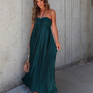 Elegant Green Strapless Maxi Dress